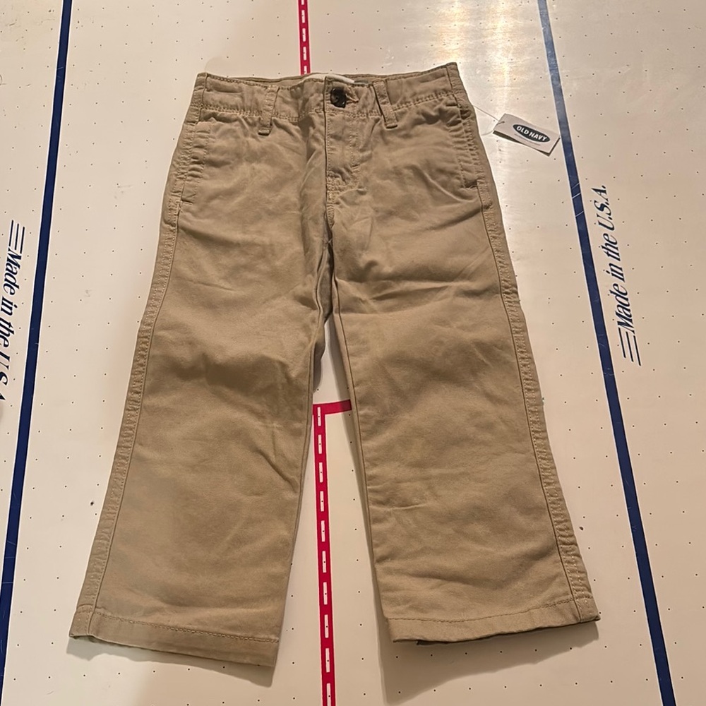 Old Navy Kids Khaki Pants NWT Boys 3T